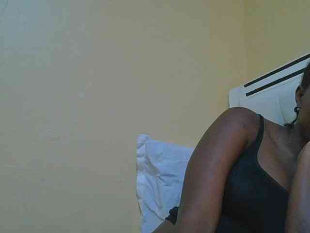 sexylittleprincess1 webcam