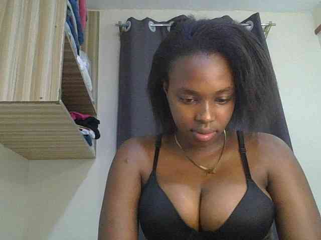 sexylittleprincess1 webcam