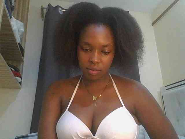 sexylittleprincess1 webcam