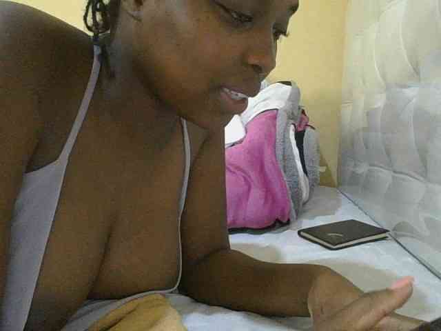 sexylittleprincess1 webcam