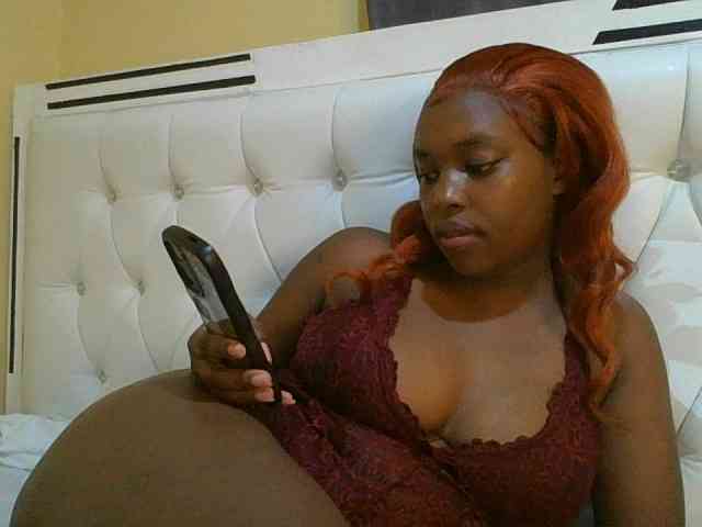 sexylittleprincess1 webcam
