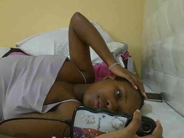 sexylittleprincess1 webcam