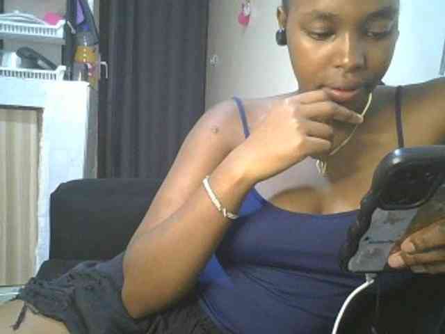 sexylittleprincess1 webcam