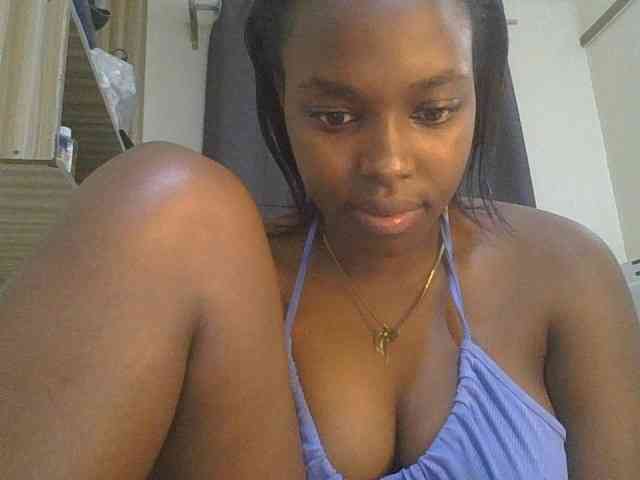 sexylittleprincess1 webcam