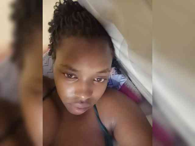 sexylittleprincess1 webcam