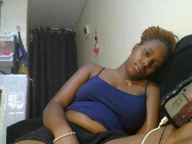 sexylittleprincess1 webcam