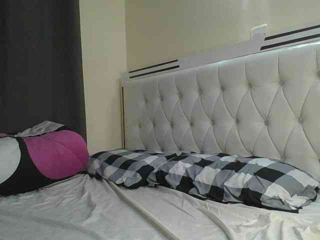 sexylittleprincess1 webcam