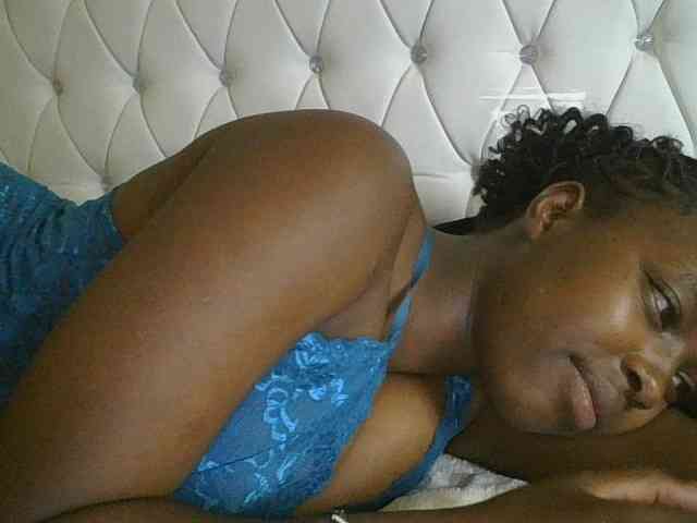 sexylittleprincess1 webcam