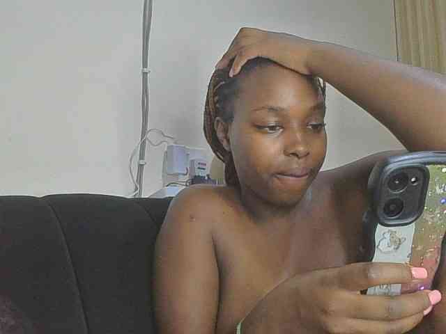 sexylittleprincess1 webcam