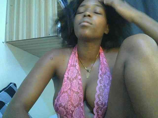 sexylittleprincess1 webcam