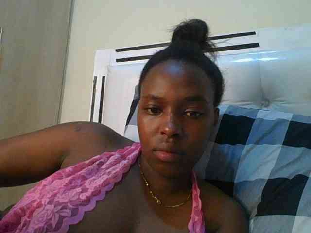 sexylittleprincess1 webcam