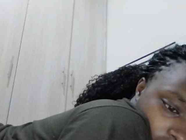sexylittleprincess1 webcam