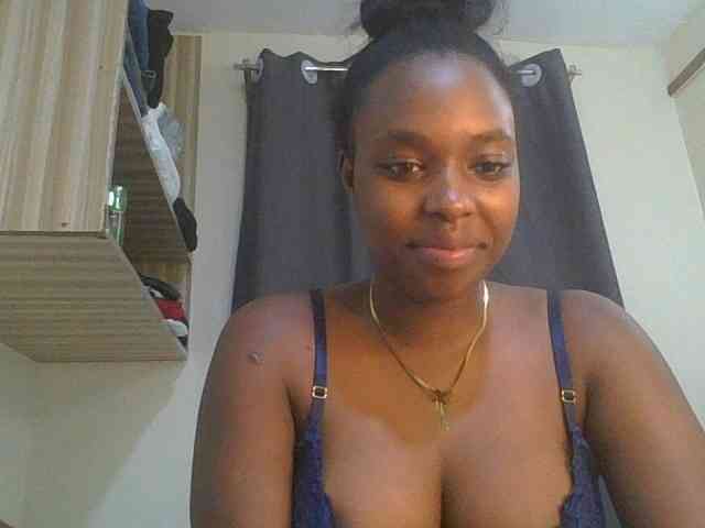 sexylittleprincess1 webcam