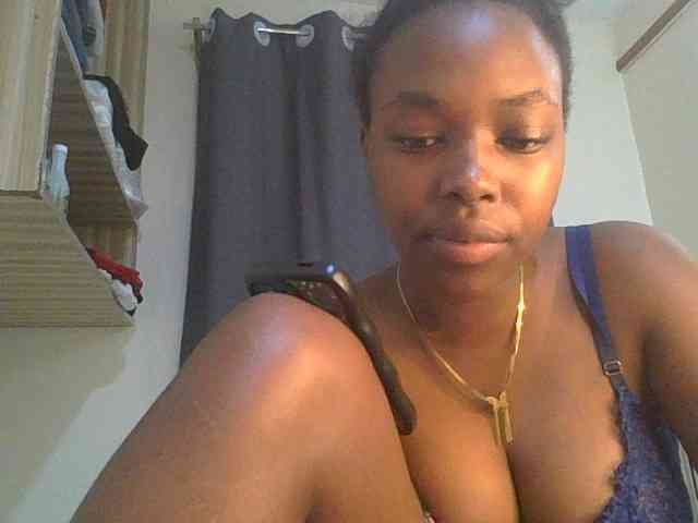 sexylittleprincess1 webcam