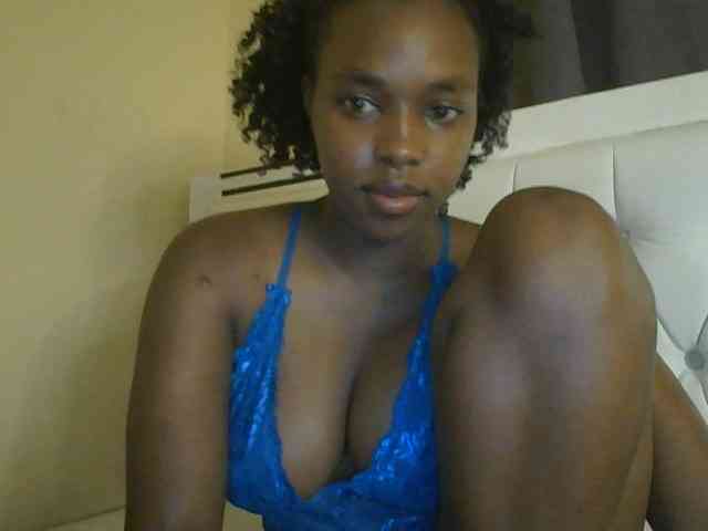 sexylittleprincess1 webcam