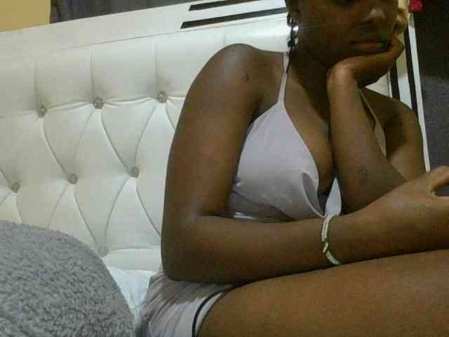 sexylittleprincess1 webcam