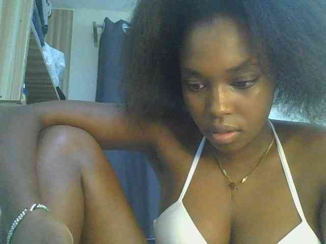 sexylittleprincess1 webcam