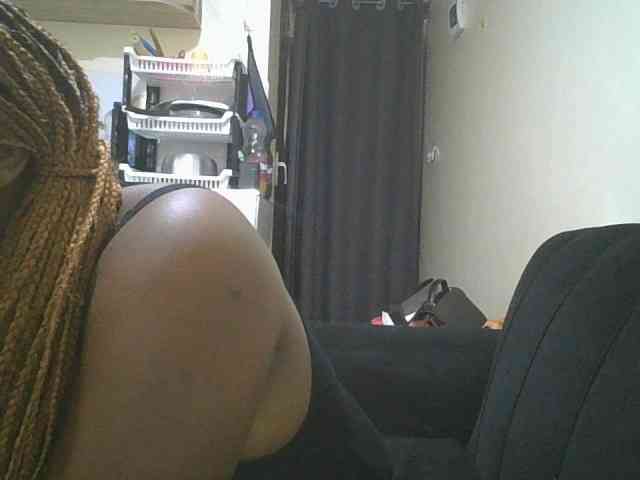sexylittleprincess1 webcam