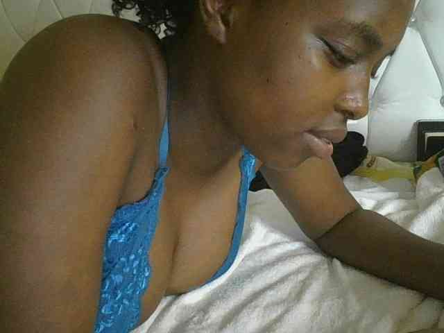 sexylittleprincess1 webcam