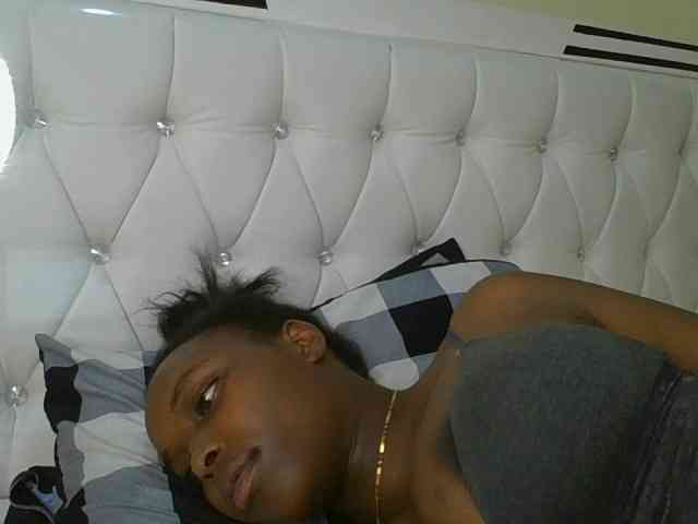 sexylittleprincess1 webcam