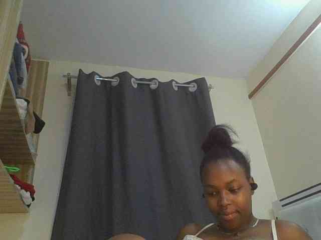 sexylittleprincess1 webcam