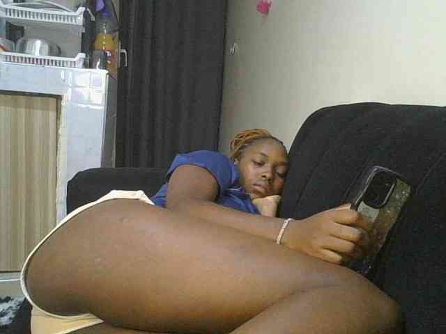 sexylittleprincess1 webcam