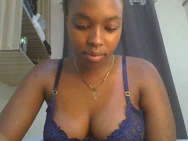 sexylittleprincess1 webcam