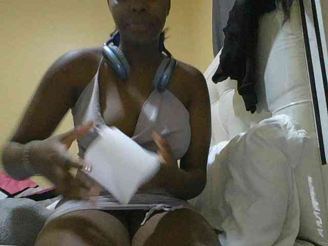 sexylittleprincess1 webcam