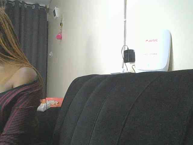 sexylittleprincess1 webcam
