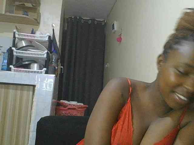 sexylittleprincess1 webcam