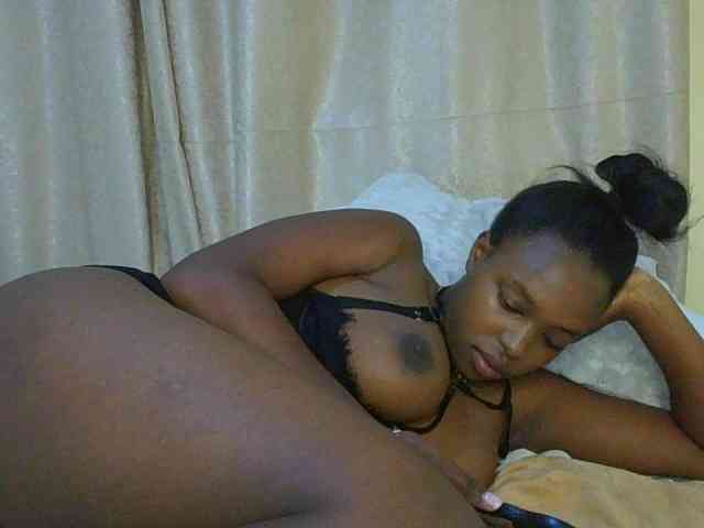sexylittleprincess1 webcam