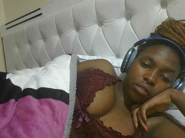 sexylittleprincess1 webcam