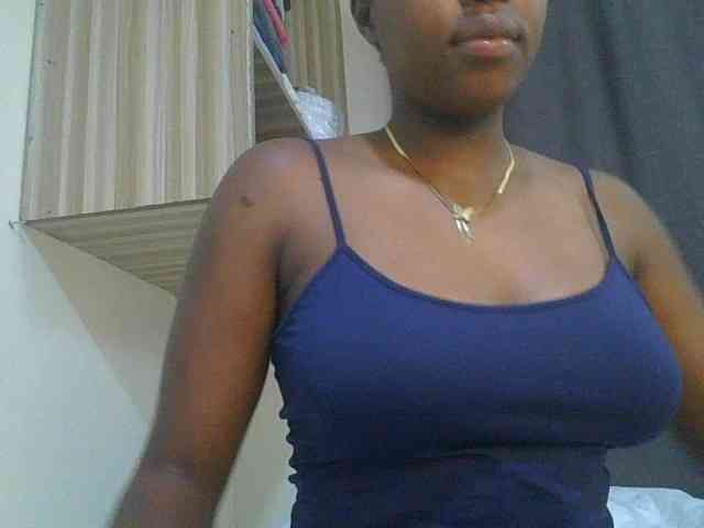 sexylittleprincess1 webcam