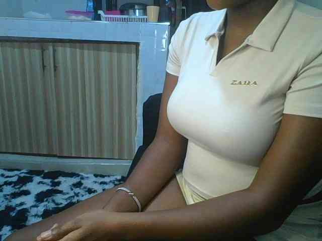 sexylittleprincess1 webcam