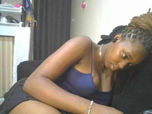 sexylittleprincess1 webcam