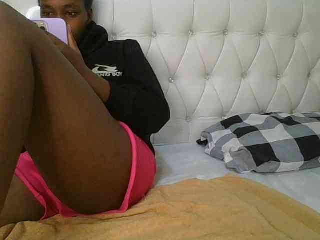 sexylittleprincess1 webcam