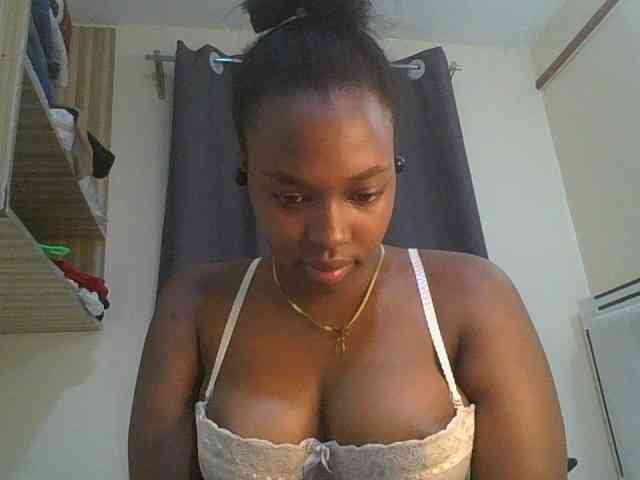 sexylittleprincess1 webcam