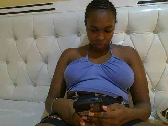 sexylittleprincess1 webcam
