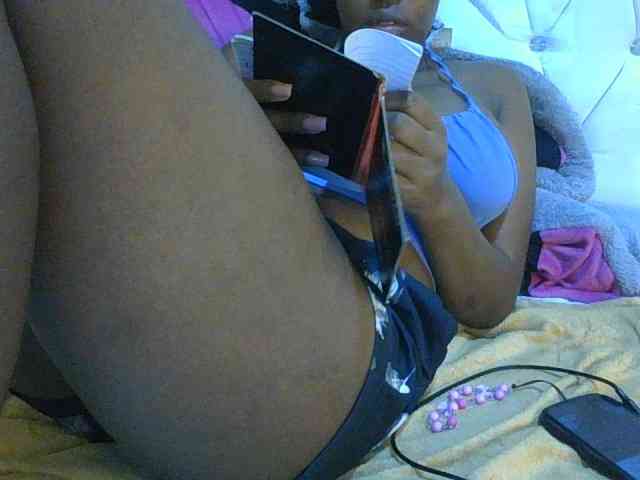 sexylittleprincess1 webcam