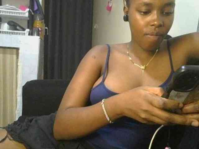 sexylittleprincess1 webcam