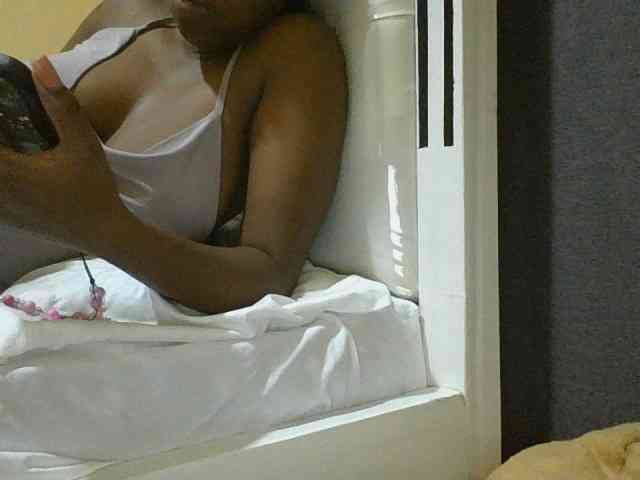 sexylittleprincess1 webcam