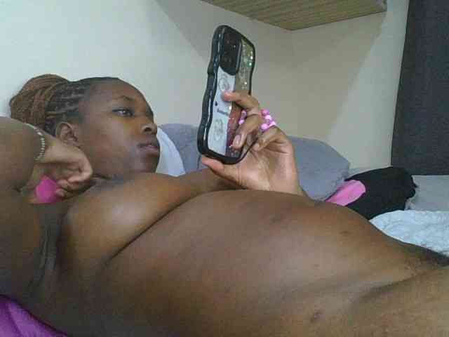 sexylittleprincess1 webcam