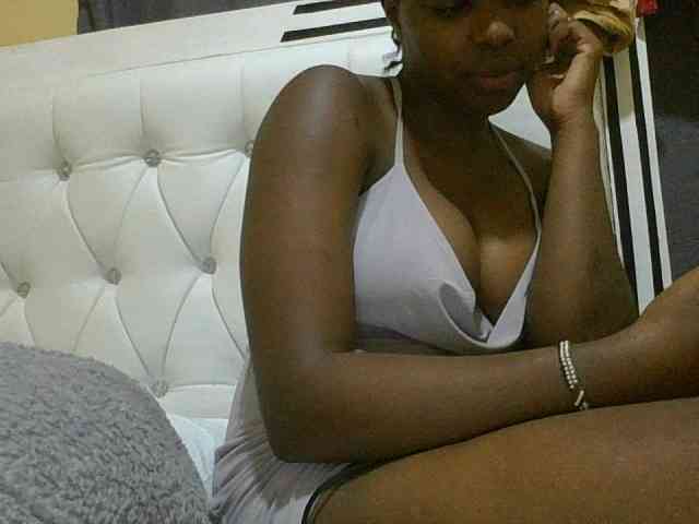 sexylittleprincess1 webcam