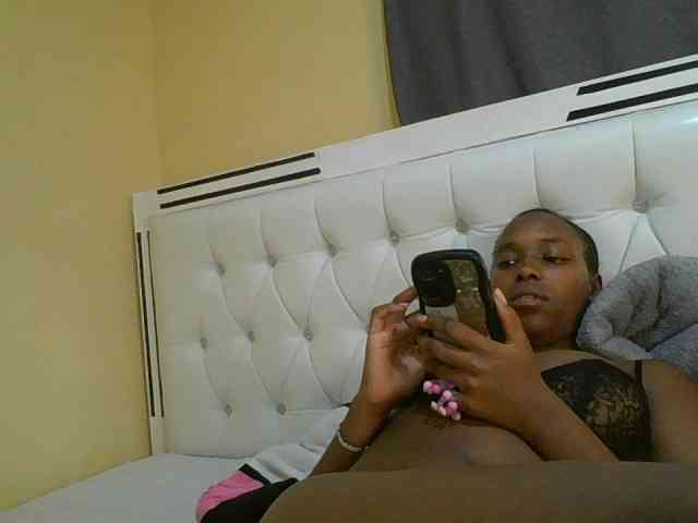 sexylittleprincess1 webcam