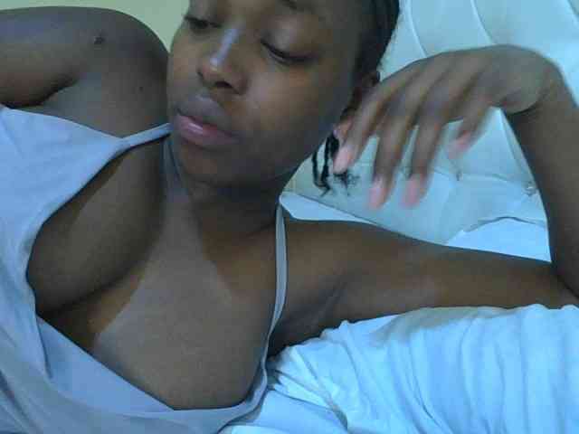 sexylittleprincess1 webcam