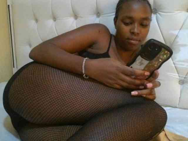 sexylittleprincess1 webcam