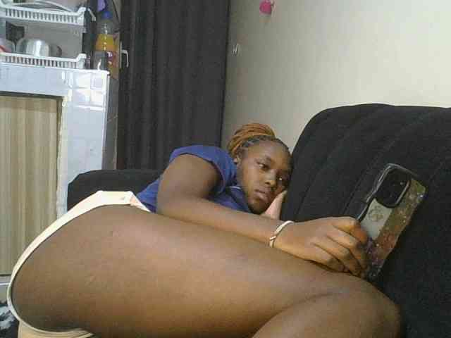 sexylittleprincess1 webcam