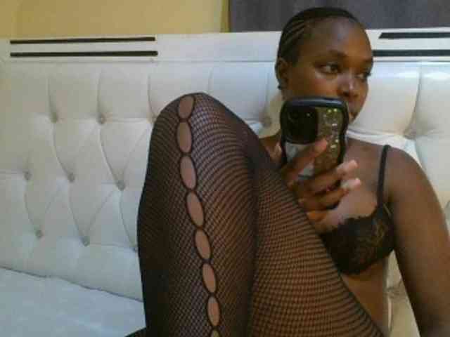 sexylittleprincess1 webcam