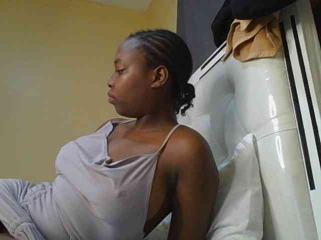 sexylittleprincess1 webcam