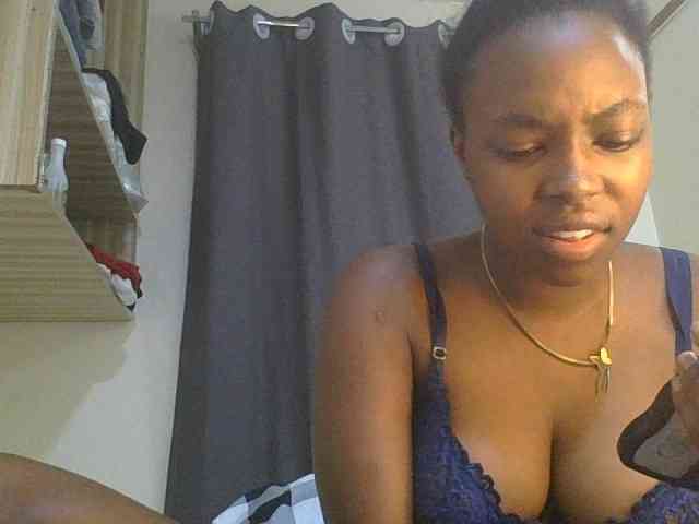 sexylittleprincess1 webcam